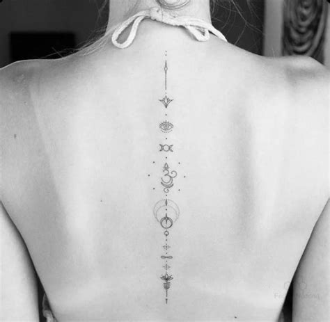 tatouage colone vertebrale homme|30 meilleures idées de tatouages sur la colonne。